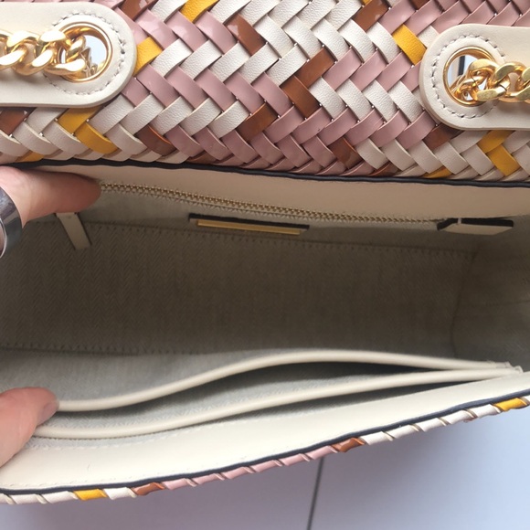 NWOT Tory Burch Weave Purse in Pink Moon/New Cream - Picture 3 of 3